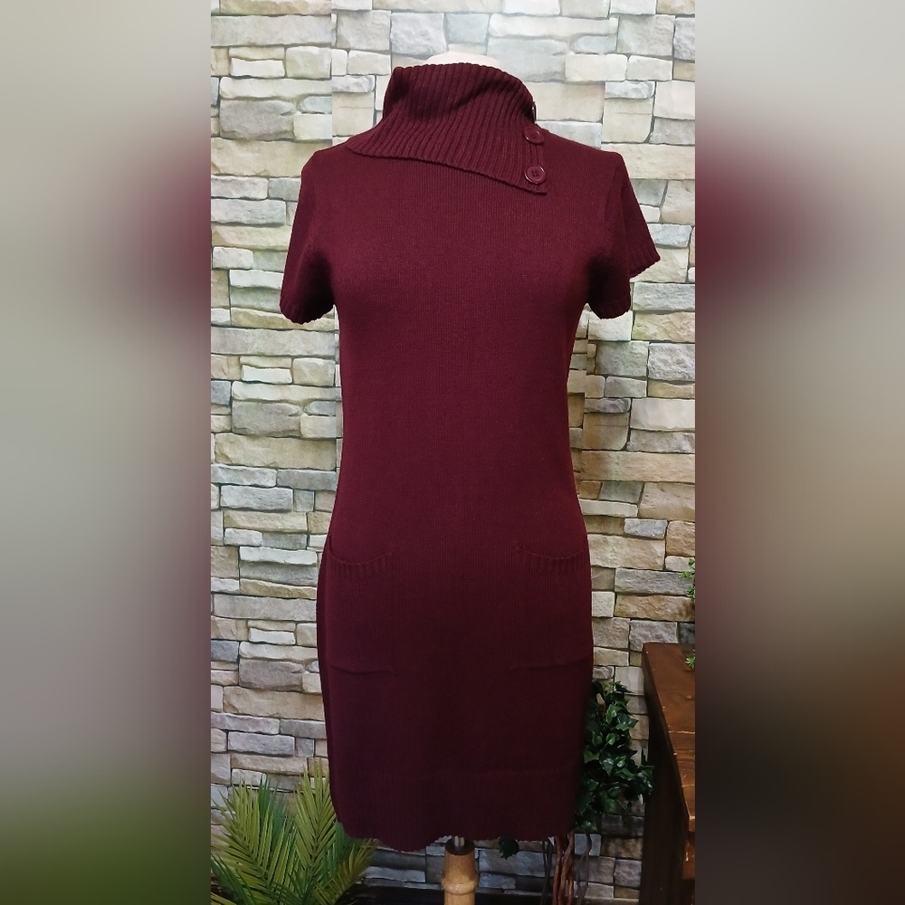 Tiana B Burgundy Asymmetrical Button Collared Sweater Dress With Pockets Large